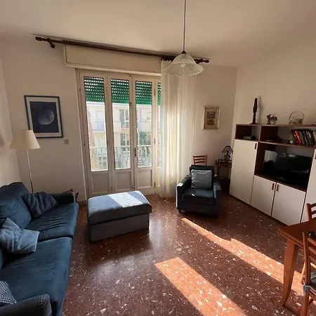 Sunny 2-bedrooms * Lido di Camaiore
